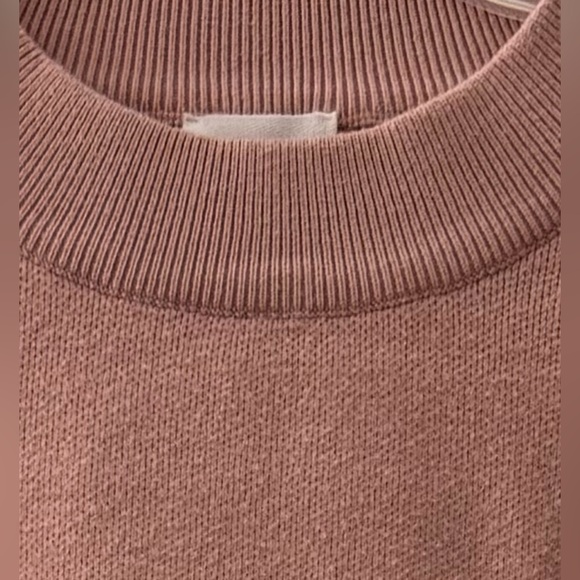 Le Lis Cropped Sweater SZ Large - Picture 10 of 12